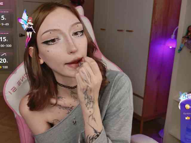 Модель: aevraee