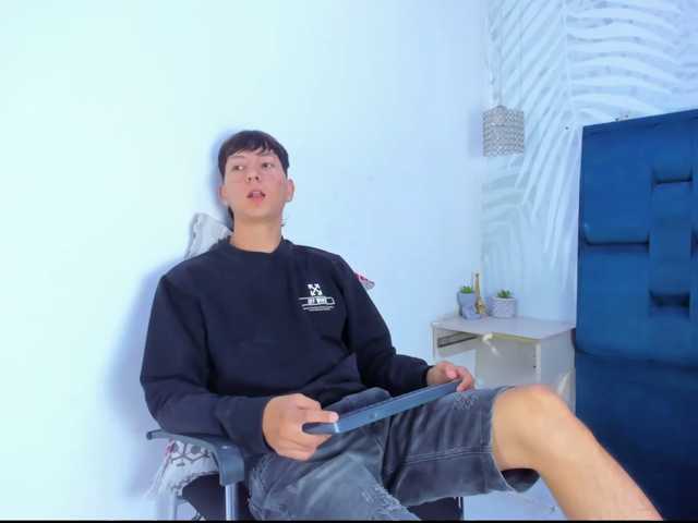 SAMMYHOT19