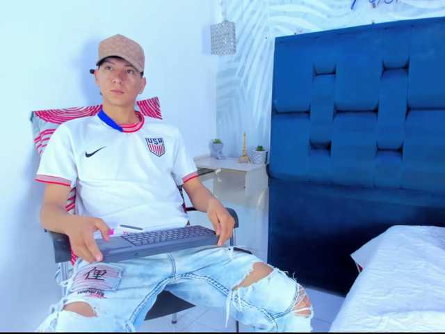 SAMMYHOT19