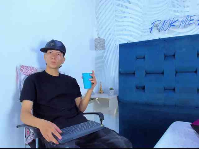 SAMMYHOT19