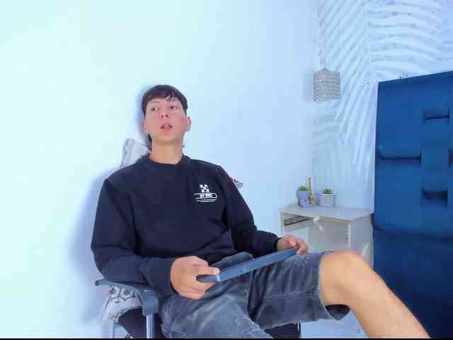 SAMMYHOT19
