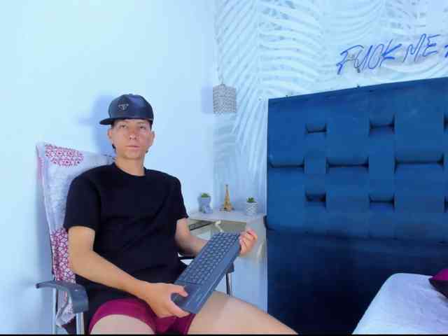 SAMMYHOT19