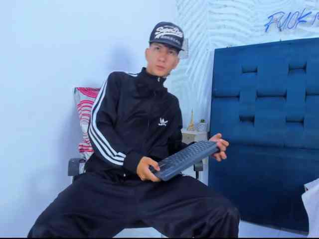 SAMMYHOT19