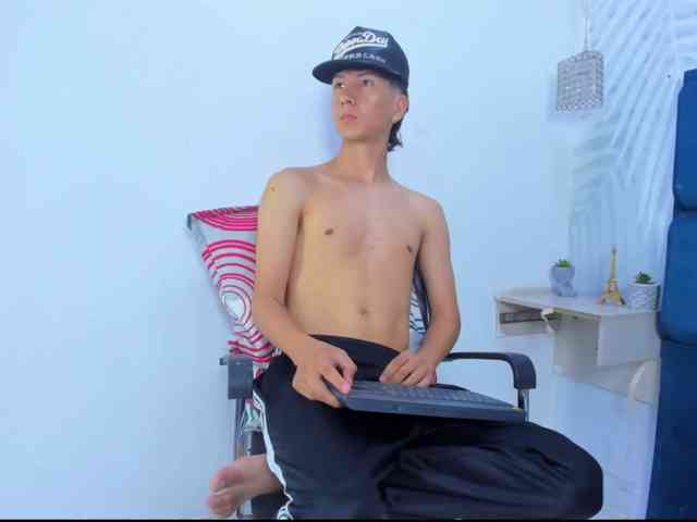 SAMMYHOT19