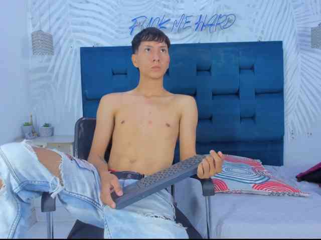 SAMMYHOT19