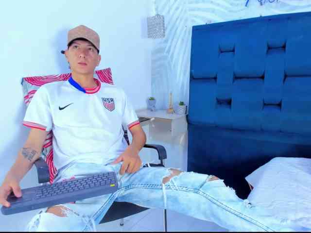 SAMMYHOT19