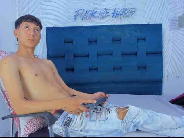 SAMMYHOT19
