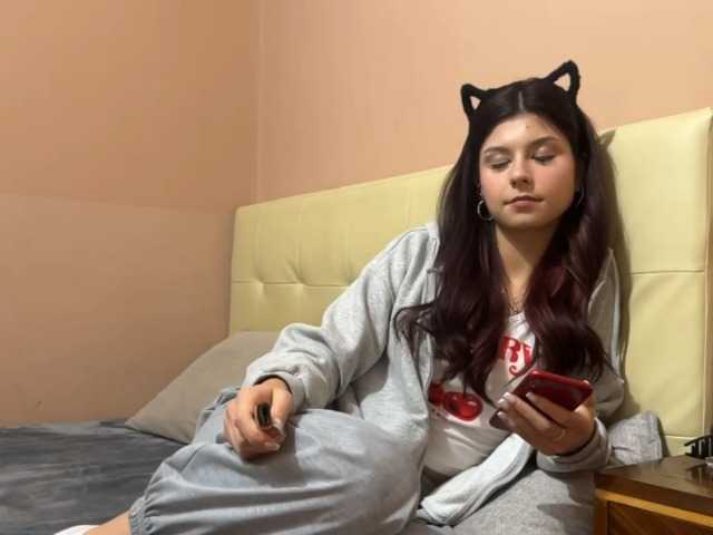 CorazonHamberry live cam on BongaCams