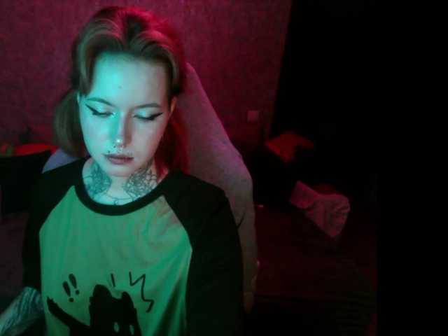 lilacmoon live cam on BongaCams
