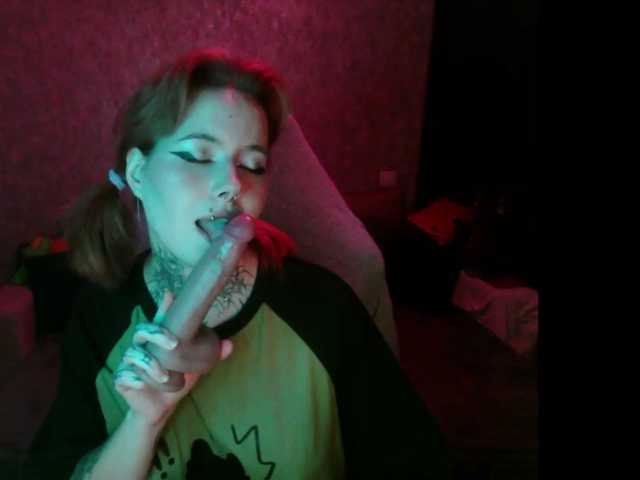 lilacmoon live cam on BongaCams