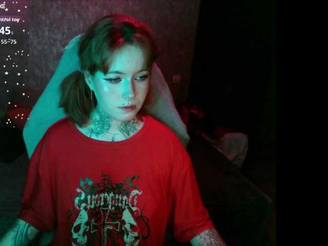 lilacmoon live cam on BongaCams