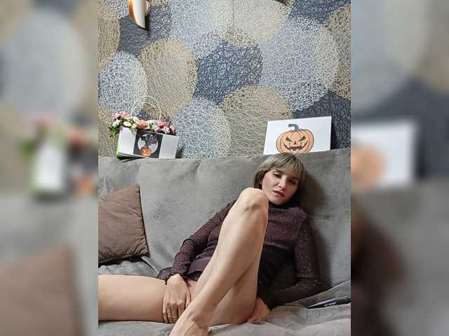 AlenaMorozova live cam on BongaCams