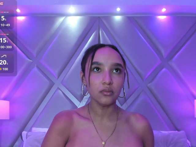 BabyCherry live cam preview