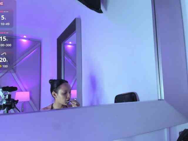 BabyCherry webcam
