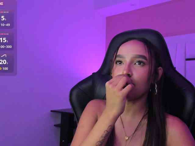 Babycherry's cam show statistics and live stream