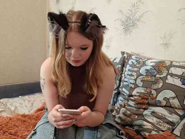 Model: MeowCream