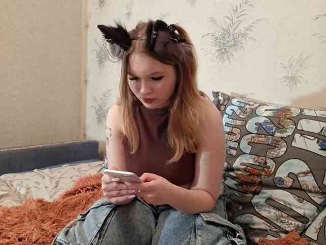 Model: MeowCream