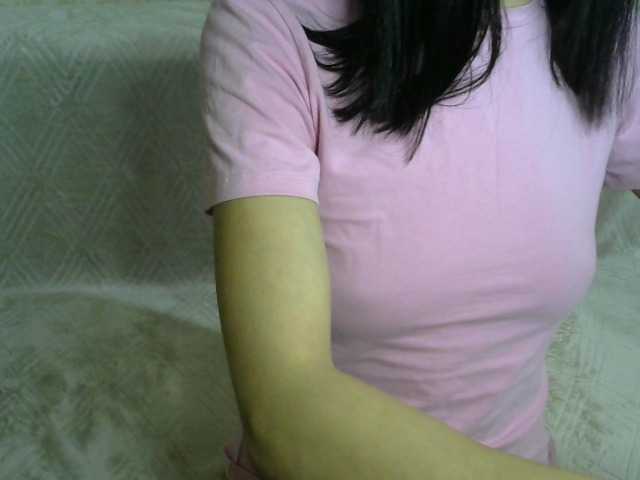 Kirochka3 live cam on BongaCams