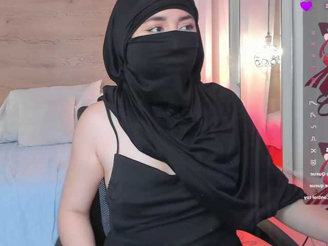 AmiraVyr live cam on BongaCams