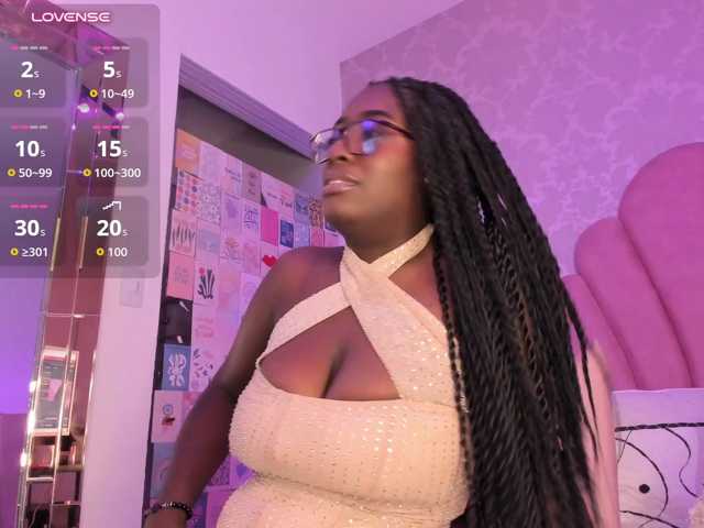 SheylaMunn live cam on BongaCams