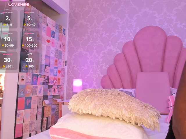 SheylaMunn live cam on BongaCams