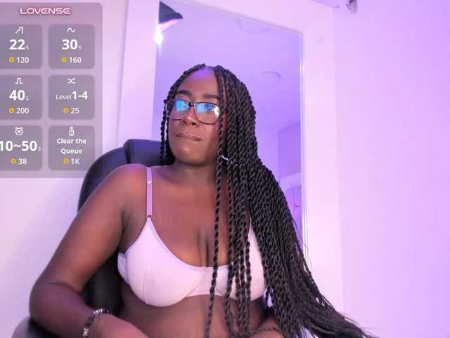 SheylaMunn webcam