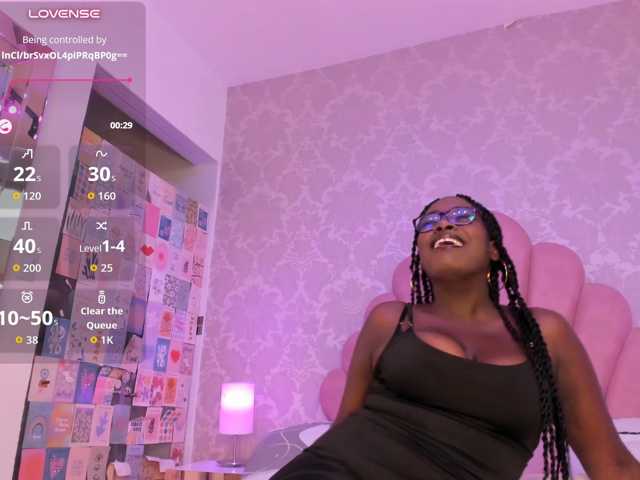 SheylaMunn live cam on BongaCams