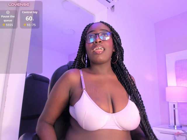 SheylaMunn webcam