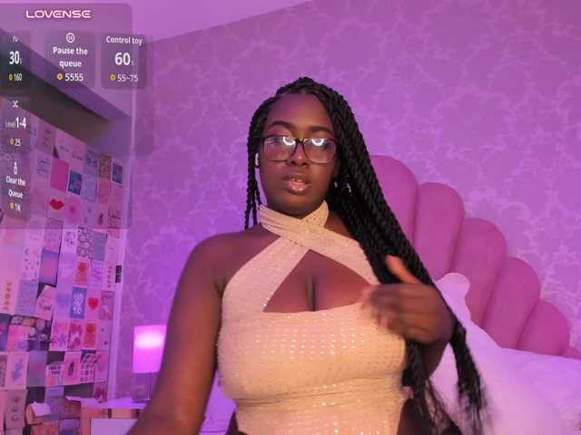 SheylaMunn live cam on BongaCams
