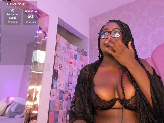 SheylaMunn live cam