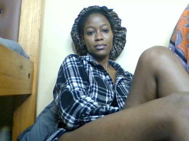 Hotpussy41 live cam on BongaCams