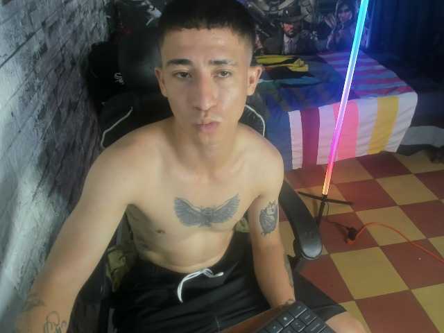 Cristopherjune, 25 y/o - Live Cam on BongaCams