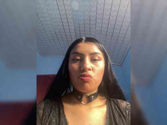 Modelo: Dominatrix_kathi