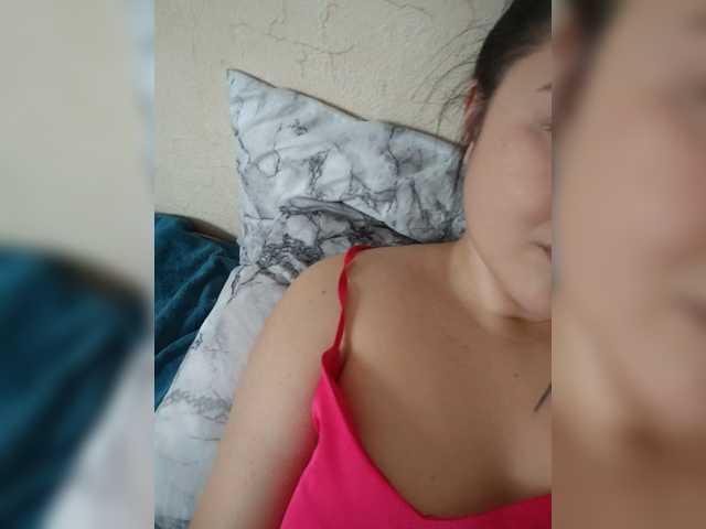 Kisslians live cam on BongaCams