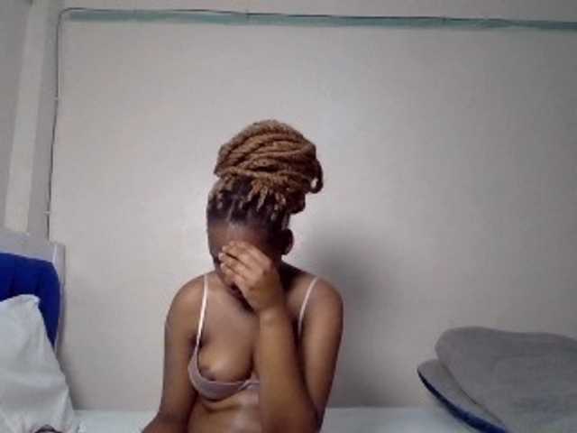 Hot-sexxy-love live cam on BongaCams