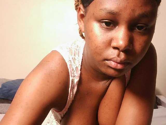 Hot-sexxy-love live cam on BongaCams