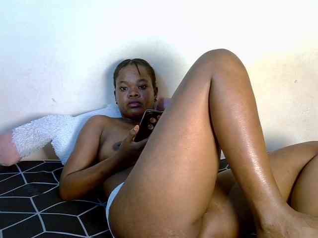 Model: Hotdiva254