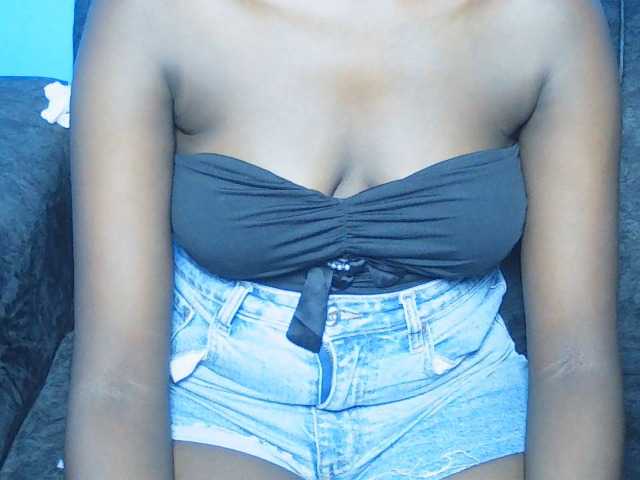 Verabliss23 live cam on BongaCams