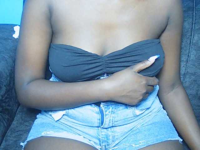 Verabliss23 live cam on BongaCams