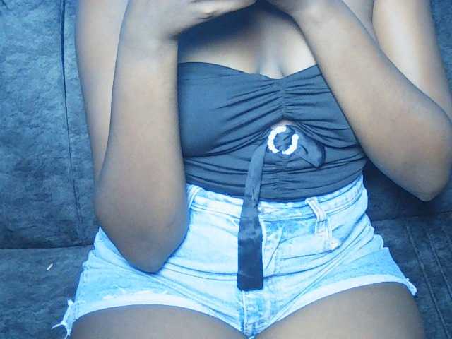Verabliss23 live cam on BongaCams