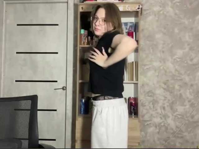CharlaSliman live cam on BongaCams