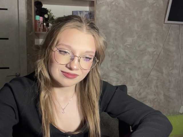 CharlaSliman live cam on BongaCams