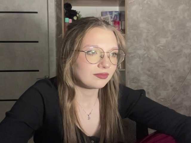 CharlaSliman live cam on BongaCams