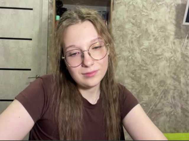 CharlaSliman live cam