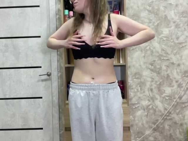 CharlaSliman live cam on BongaCams
