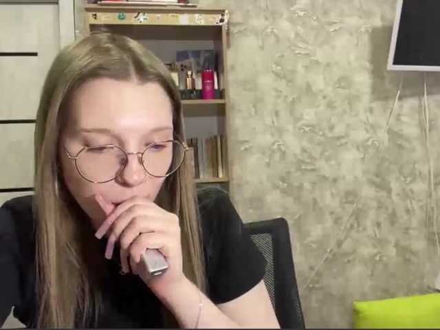 CharlaSliman live cam on BongaCams
