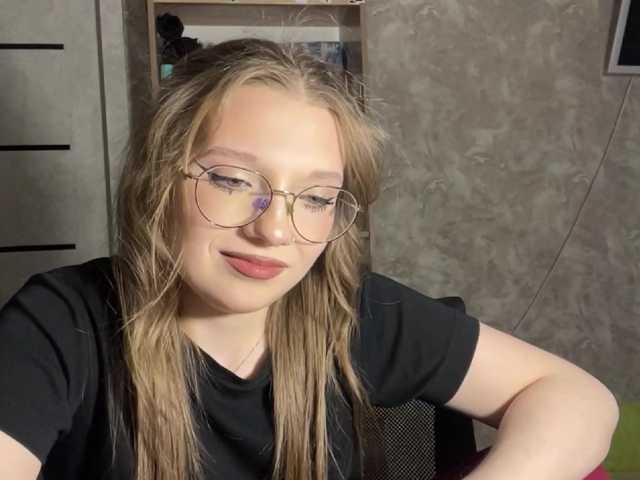 CharlaSliman live cam on BongaCams
