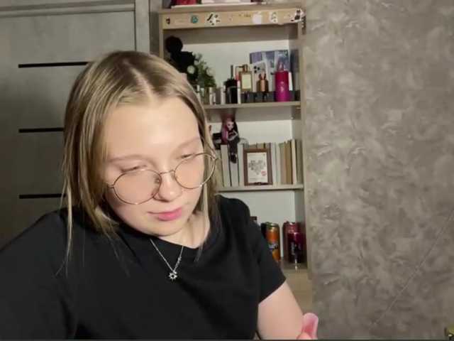 CharlaSliman live cam on BongaCams