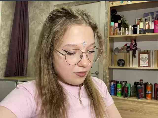 CharlaSliman webcam