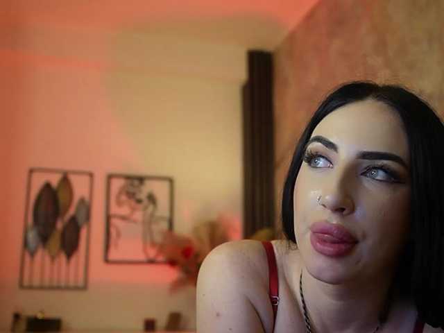 LilyL0u live cam on BongaCams